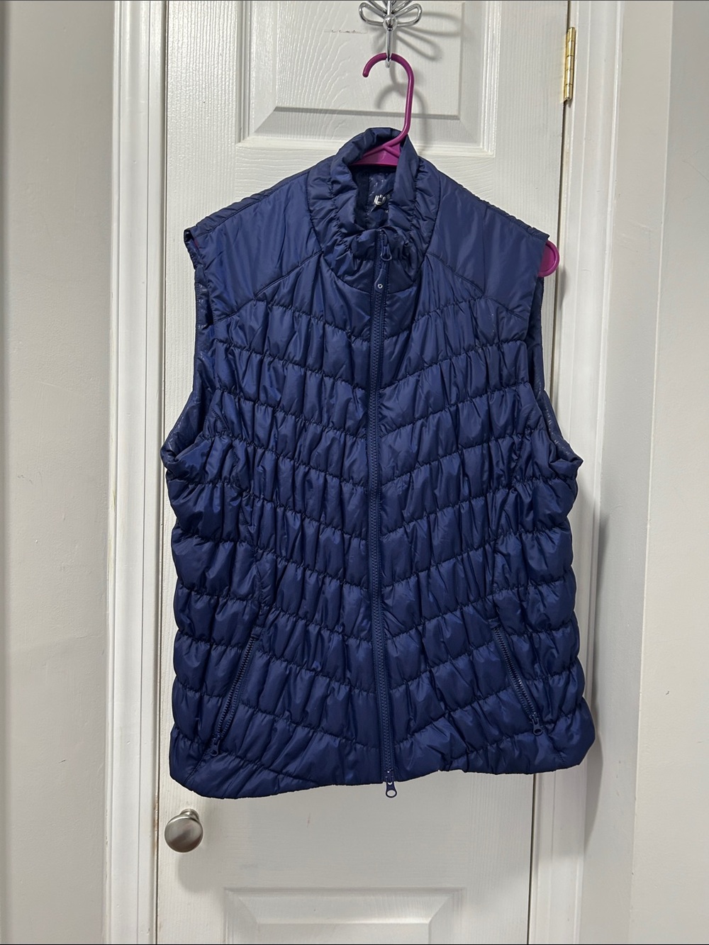 Women's Quilted Puffer Vest - Navy